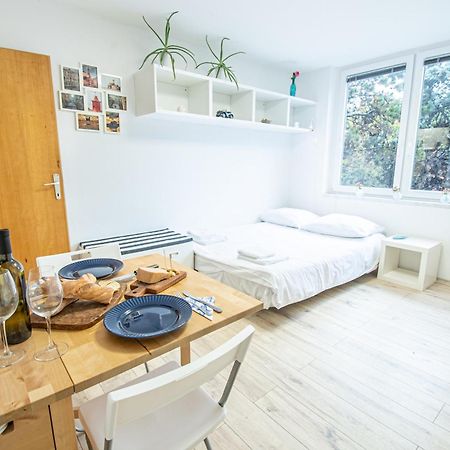 Umag Center Apartment Parking By Rentistra ภายนอก รูปภาพ